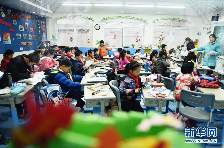 杭州市の小中高校が寒波の影响を受け休校 - 中